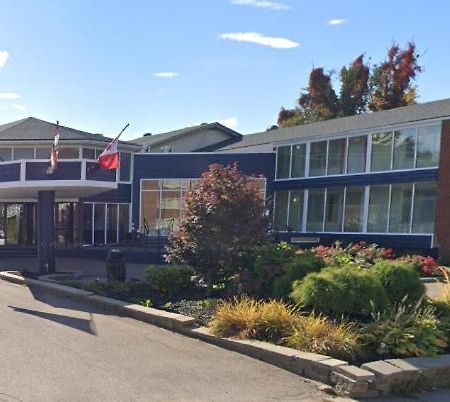 Charlottetown Inn & Conference Centre Екстериор снимка