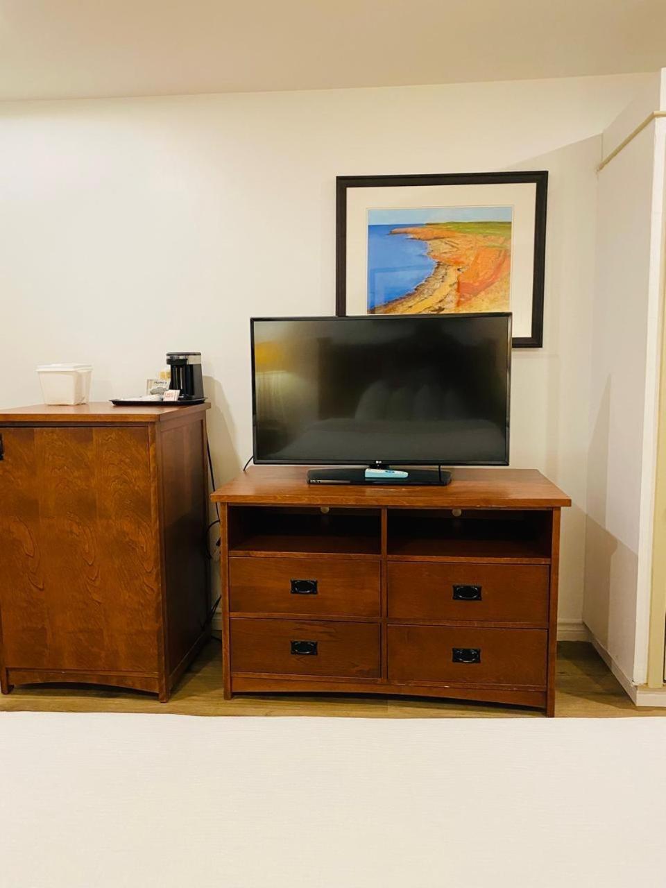 Charlottetown Inn & Conference Centre Екстериор снимка