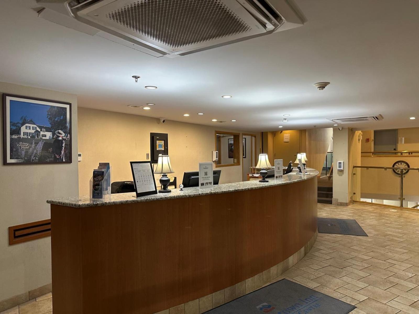 Charlottetown Inn & Conference Centre Екстериор снимка