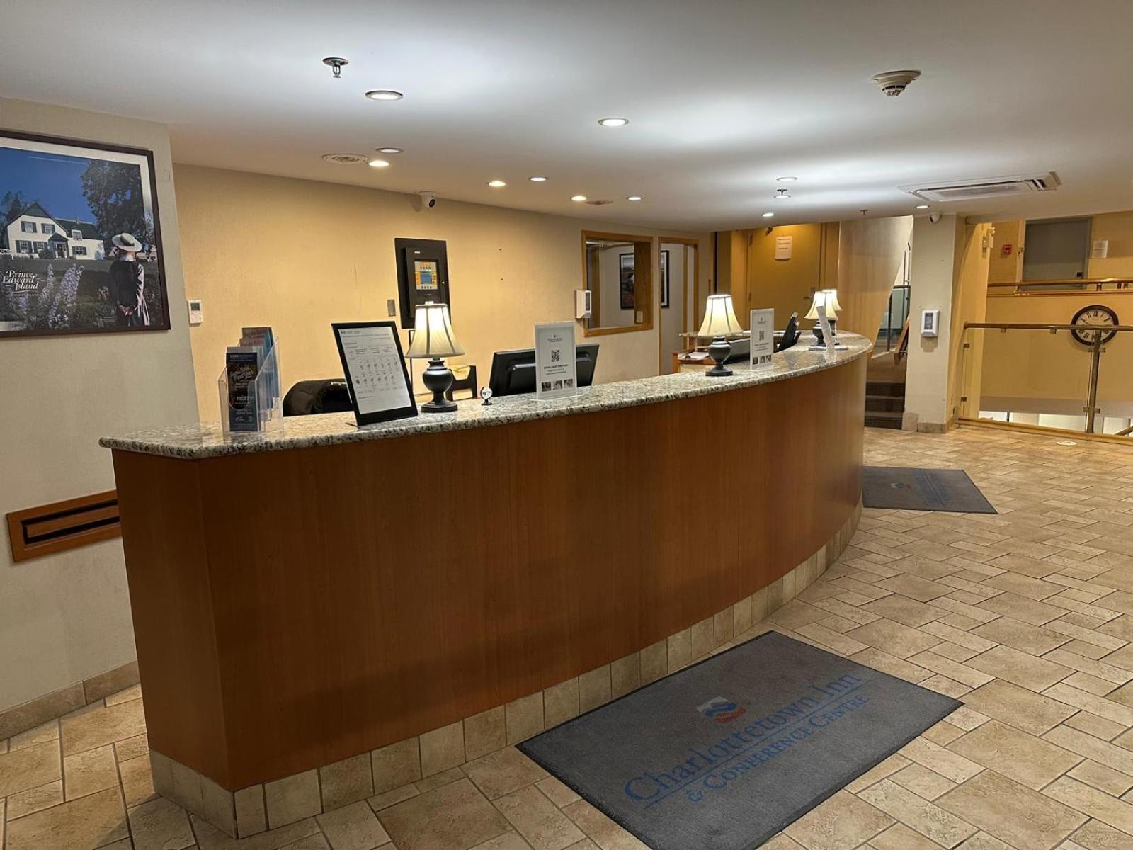 Charlottetown Inn & Conference Centre Екстериор снимка