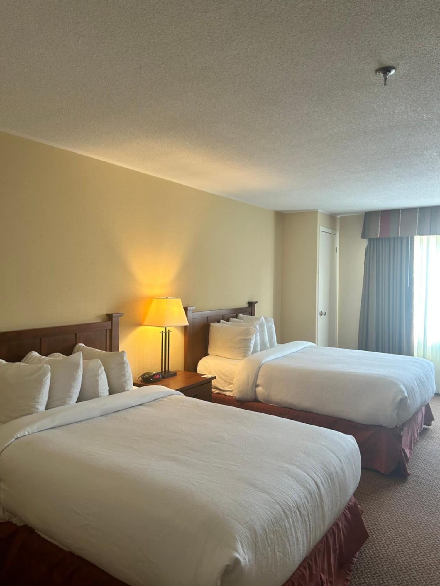 Charlottetown Inn & Conference Centre Екстериор снимка