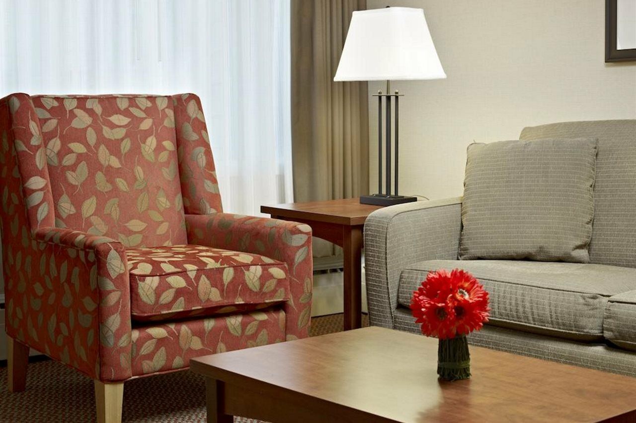 Charlottetown Inn & Conference Centre Екстериор снимка