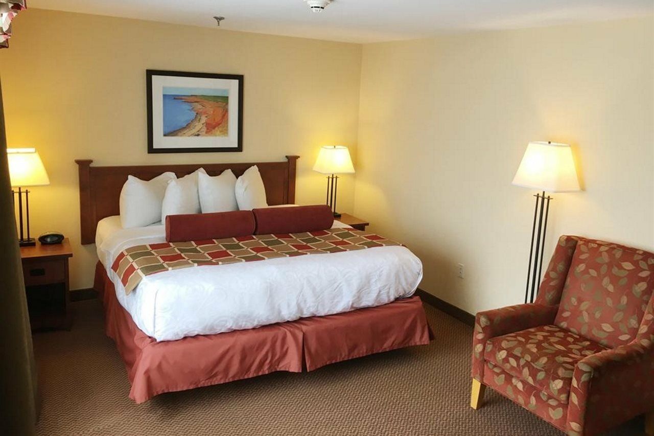 Charlottetown Inn & Conference Centre Екстериор снимка